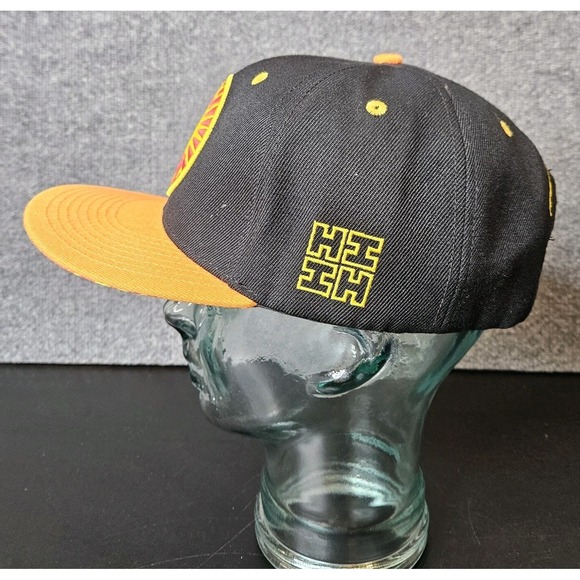 Hawaii's Finest‎ Kamehameha Snapback - Picture 2 of 6